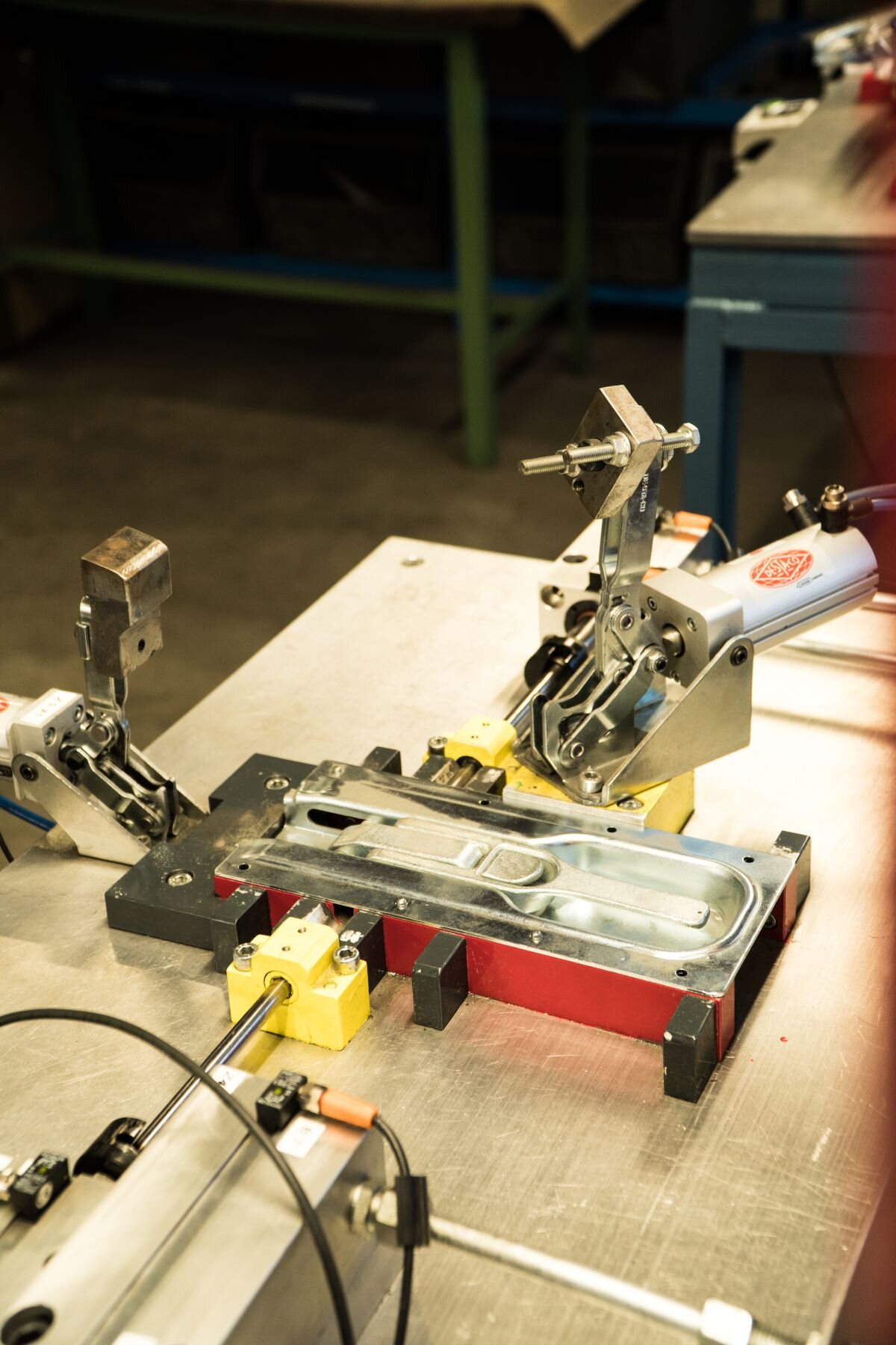 Pruefvorrichtung Qualitaetssicherung Baugruppen