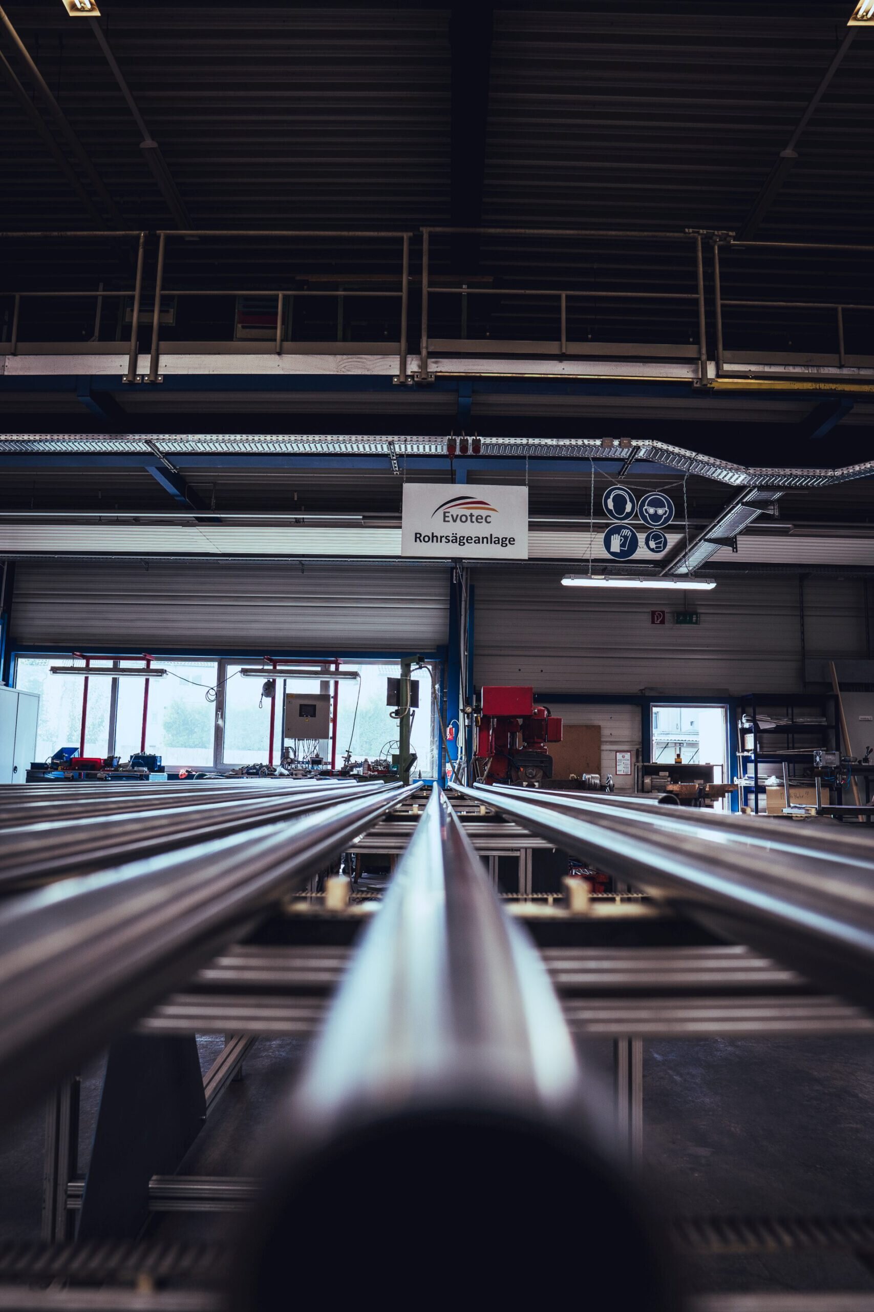 Almacén de la taladradora CNC de tubos Evotec GmbH